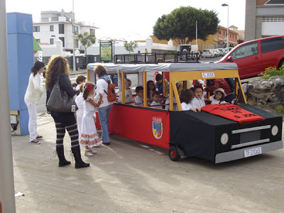 The kids' carnival bus, Breña Baja, La Palma