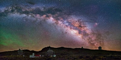 The observatory at the Roque de Los Muchachos at night. Credit: Daniel Lopez. ASCII Kolor stitching | 4 pictures | Size: 8667 x 4915 | FOV: 120.27 x 68.20 ~ 24.43 | RMS: 2.75 | Lens: Standard | Projection: Spherical | Color: LDR |